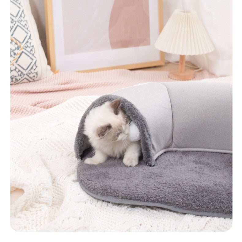 U-Shaped Cat Tunnel Bed